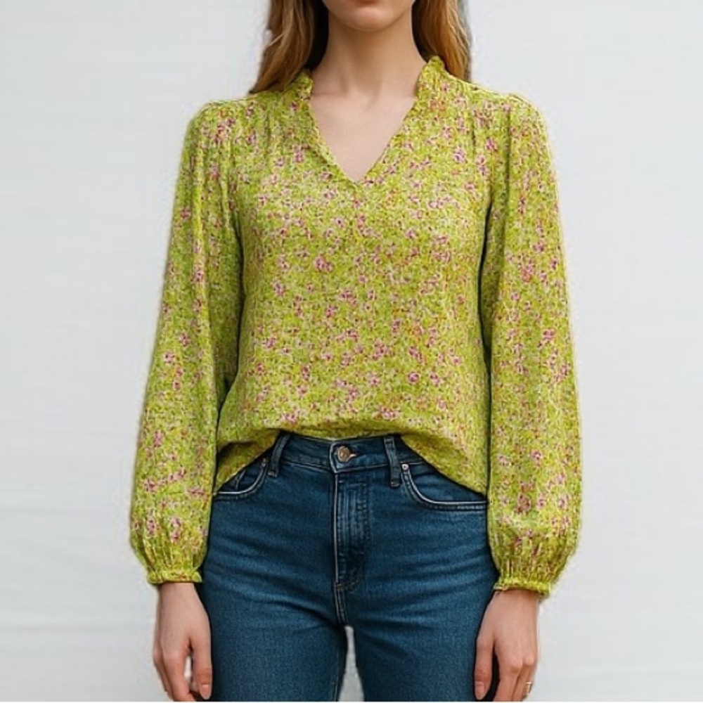 Cupcakes & Cashmere Floral Peasant Blouse With Ruffle Detail | Size S